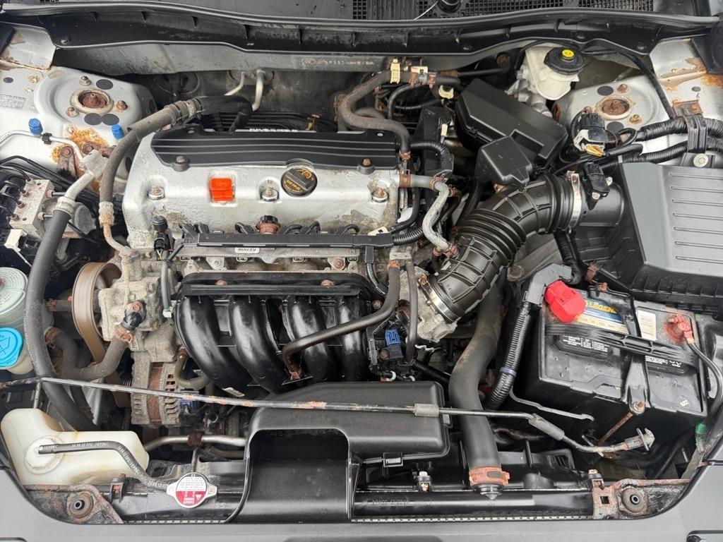 Honda Accord LX sedan AT 2012