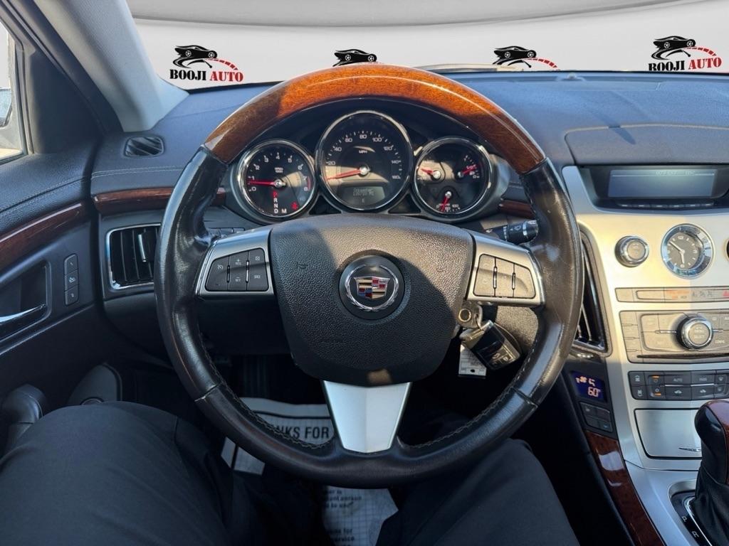 Cadillac CTS 3.0L Luxury AWD 2011