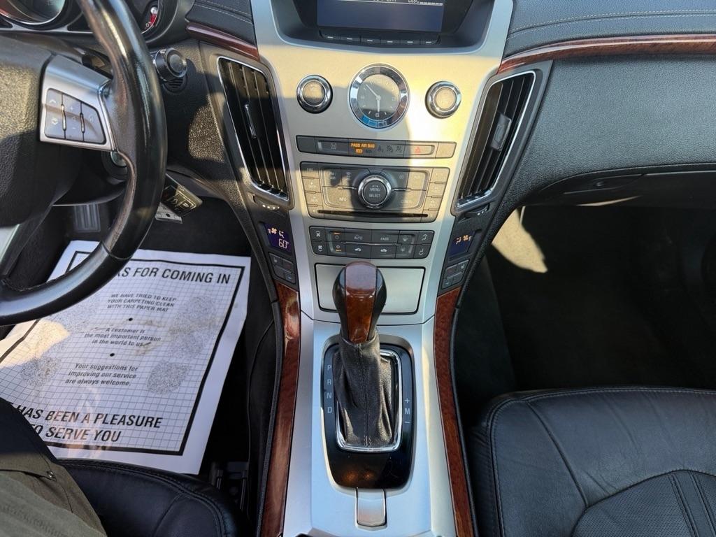 Cadillac CTS 3.0L Luxury AWD 2011