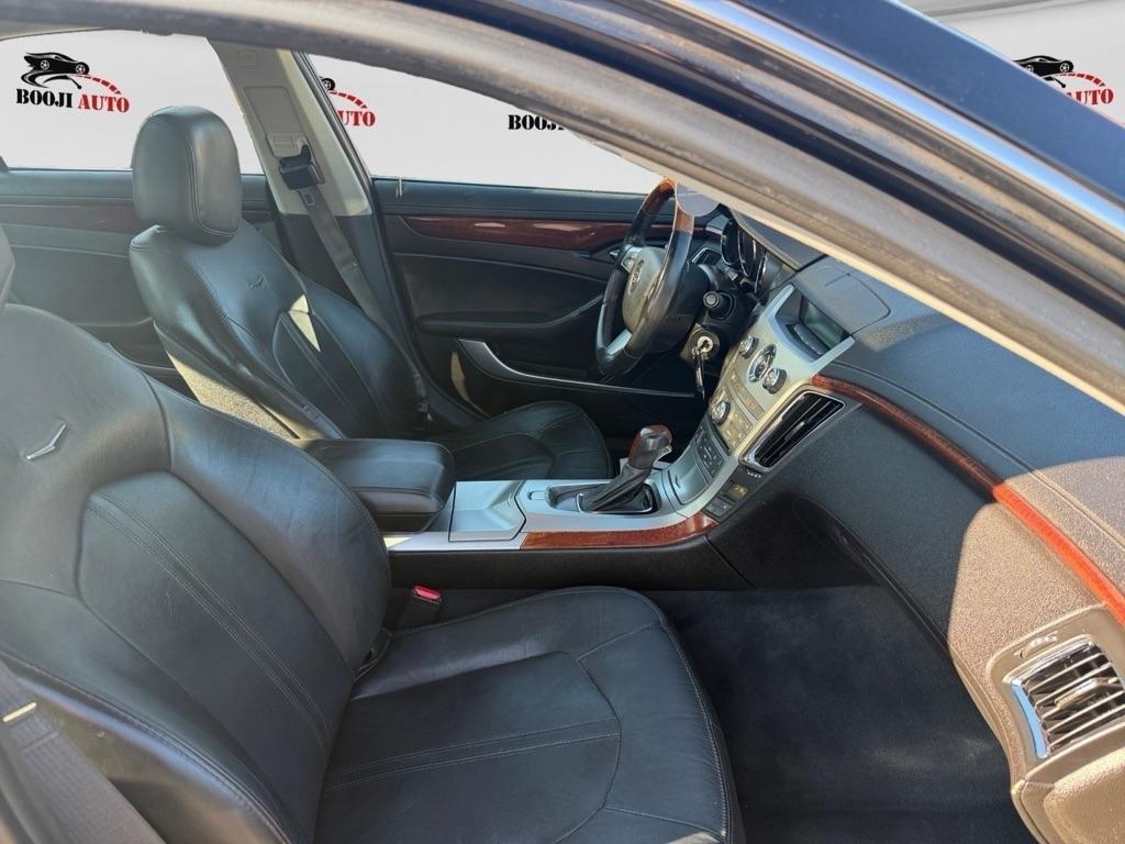 Cadillac CTS 3.0L Luxury AWD 2011