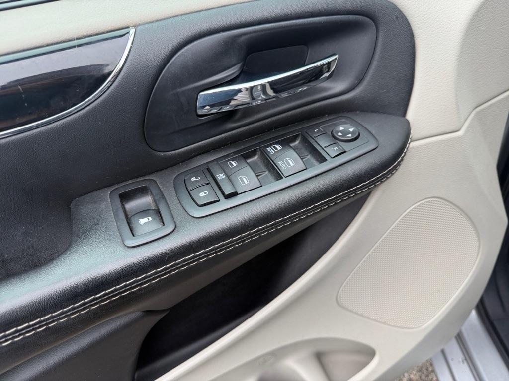 Dodge Grand Caravan SE 2015