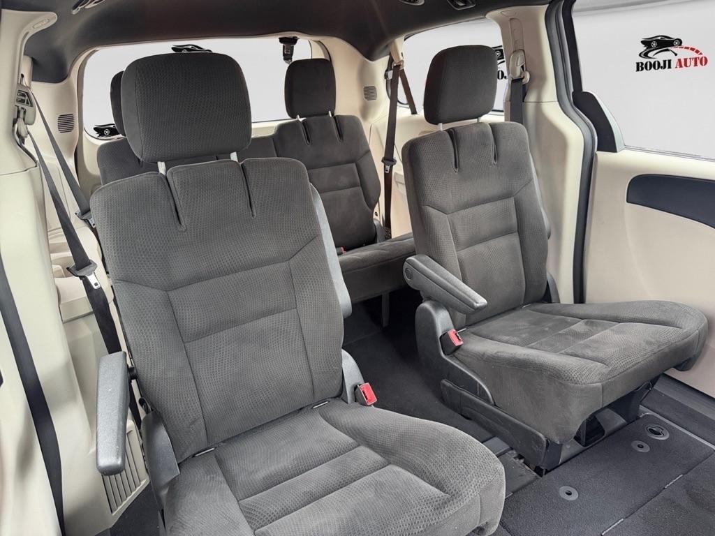 Dodge Grand Caravan SE 2015