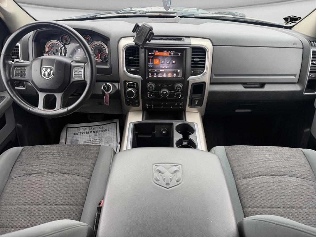 RAM 1500 SLT Crew Cab SWB 4WD 2014