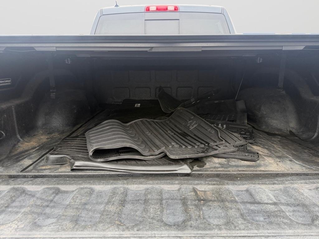 RAM 1500 SLT Crew Cab SWB 4WD 2014