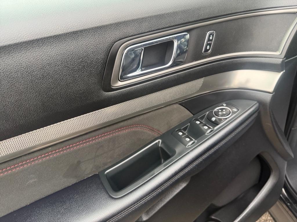 Ford Explorer XLT 4WD 2018