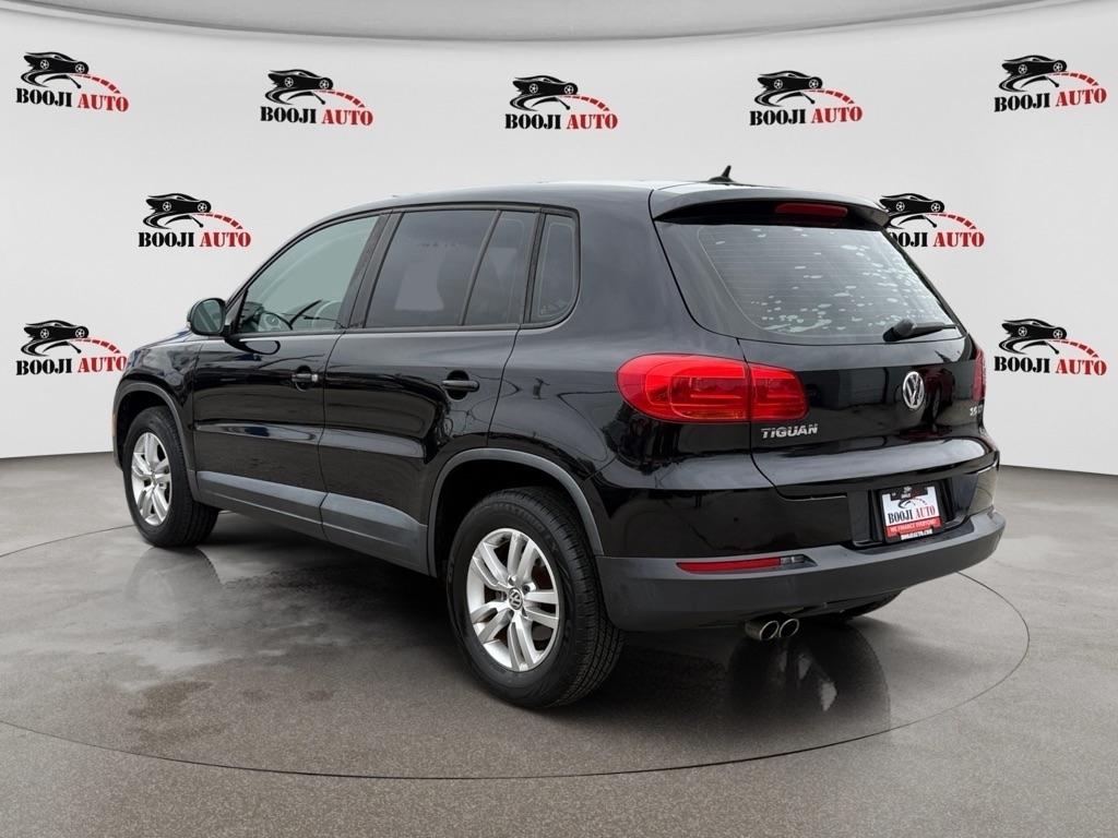 Volkswagen Tiguan S 2014