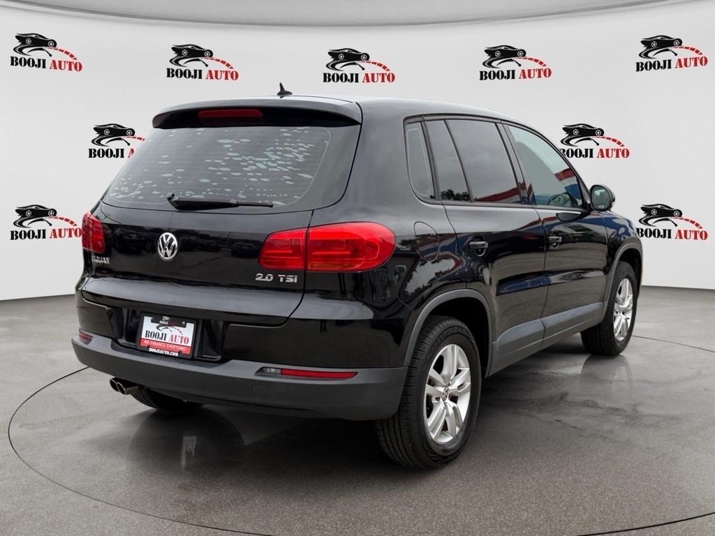 Volkswagen Tiguan S 2014