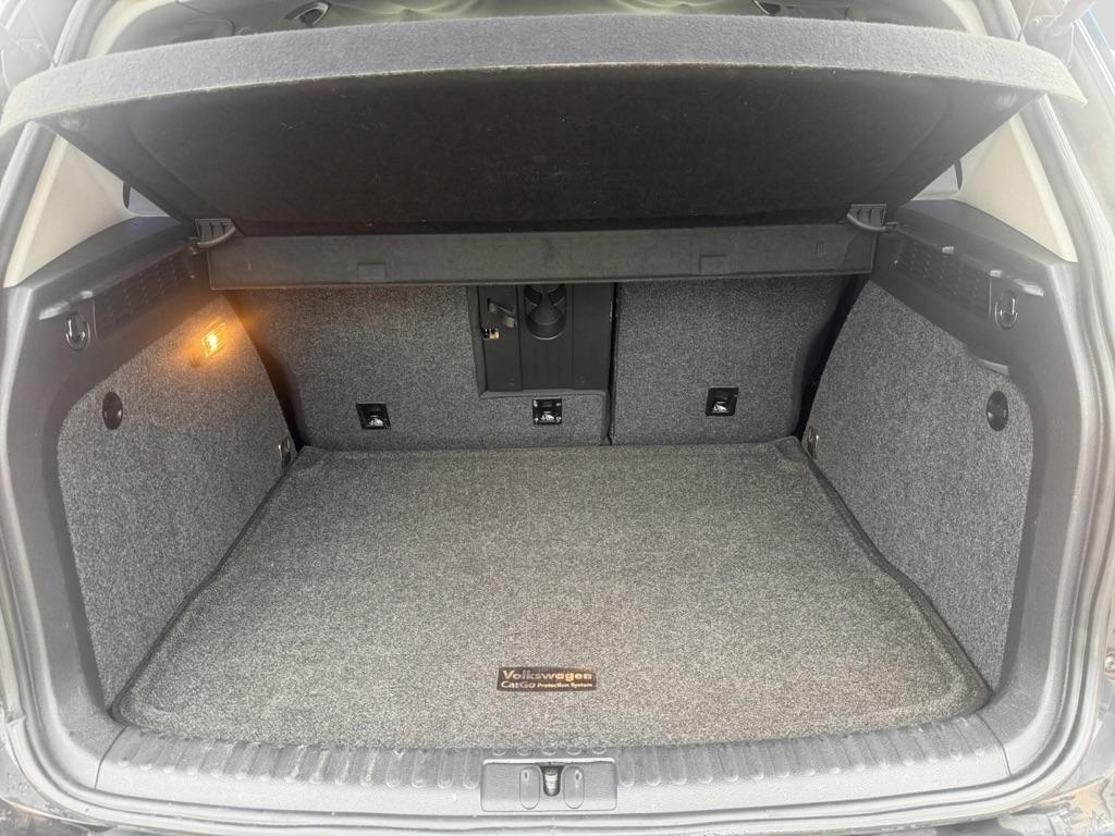 Volkswagen Tiguan S 2014