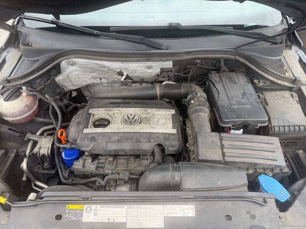 Volkswagen Tiguan S 2014