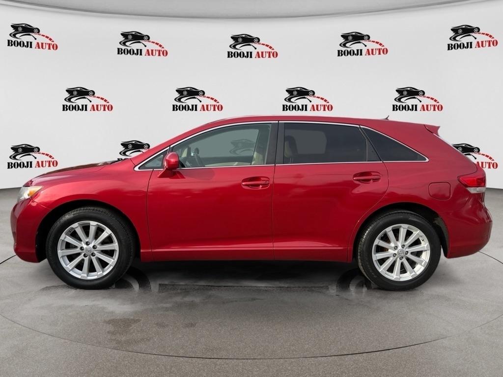 Toyota Venza LE I4 AWD 2012