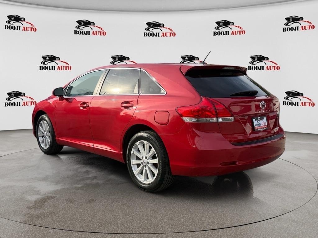 Toyota Venza LE I4 AWD 2012