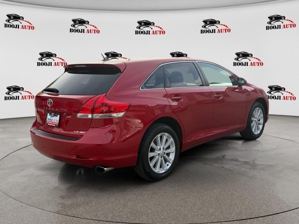 Toyota Venza LE I4 AWD 2012