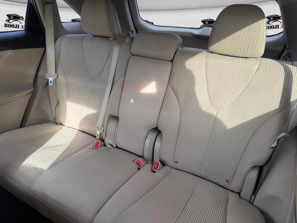 Toyota Venza LE I4 AWD 2012