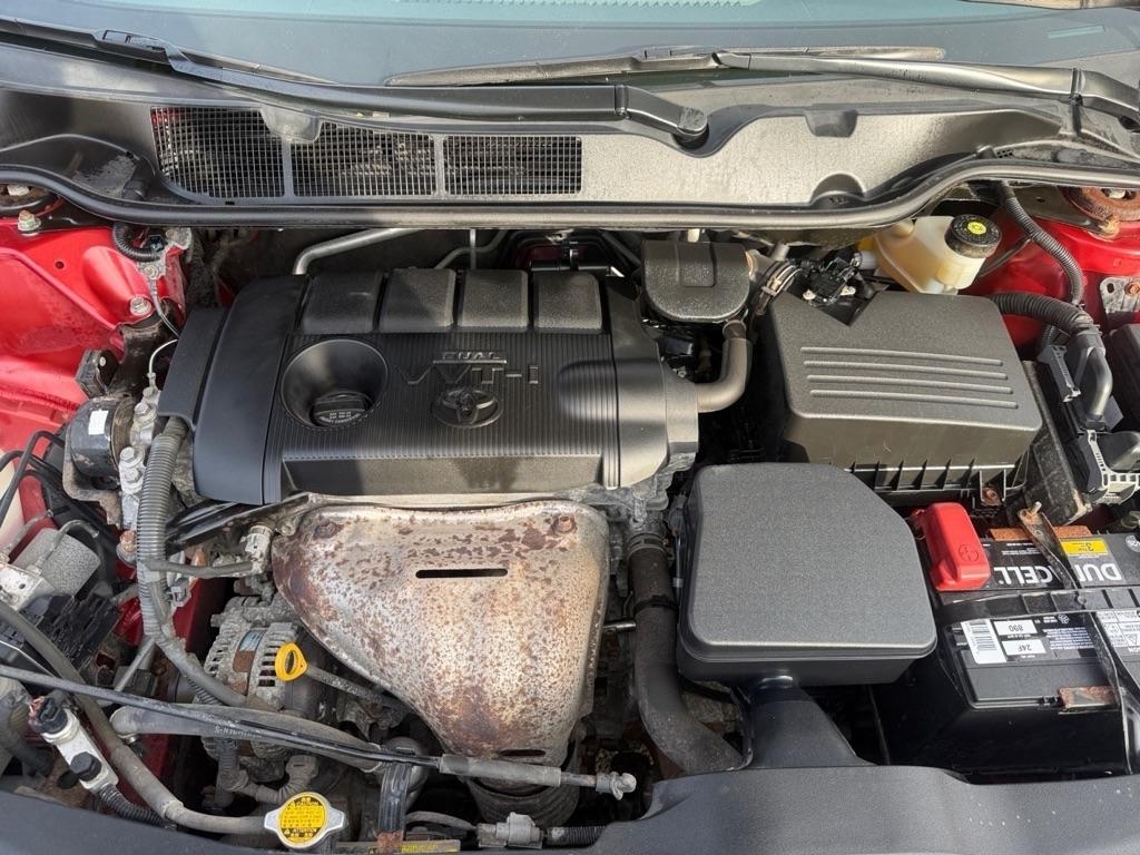 Toyota Venza LE I4 AWD 2012
