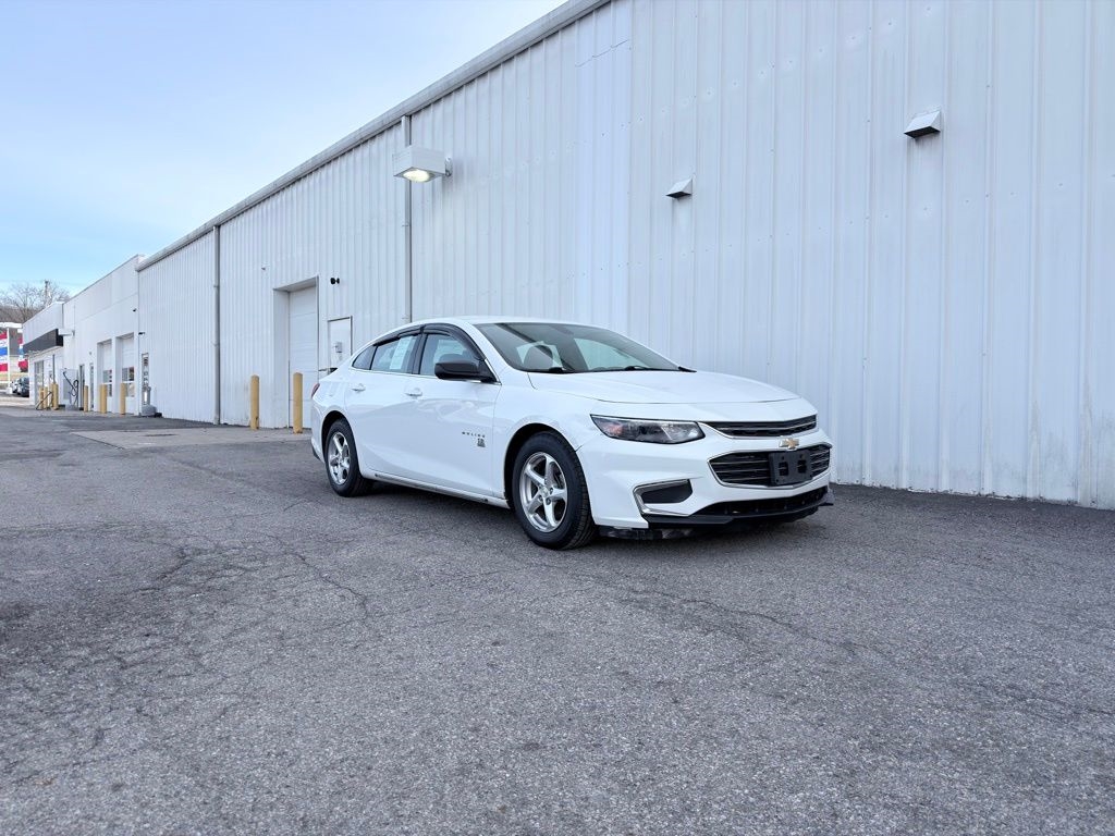 2018 Chevrolet Malibu 1LS's photo