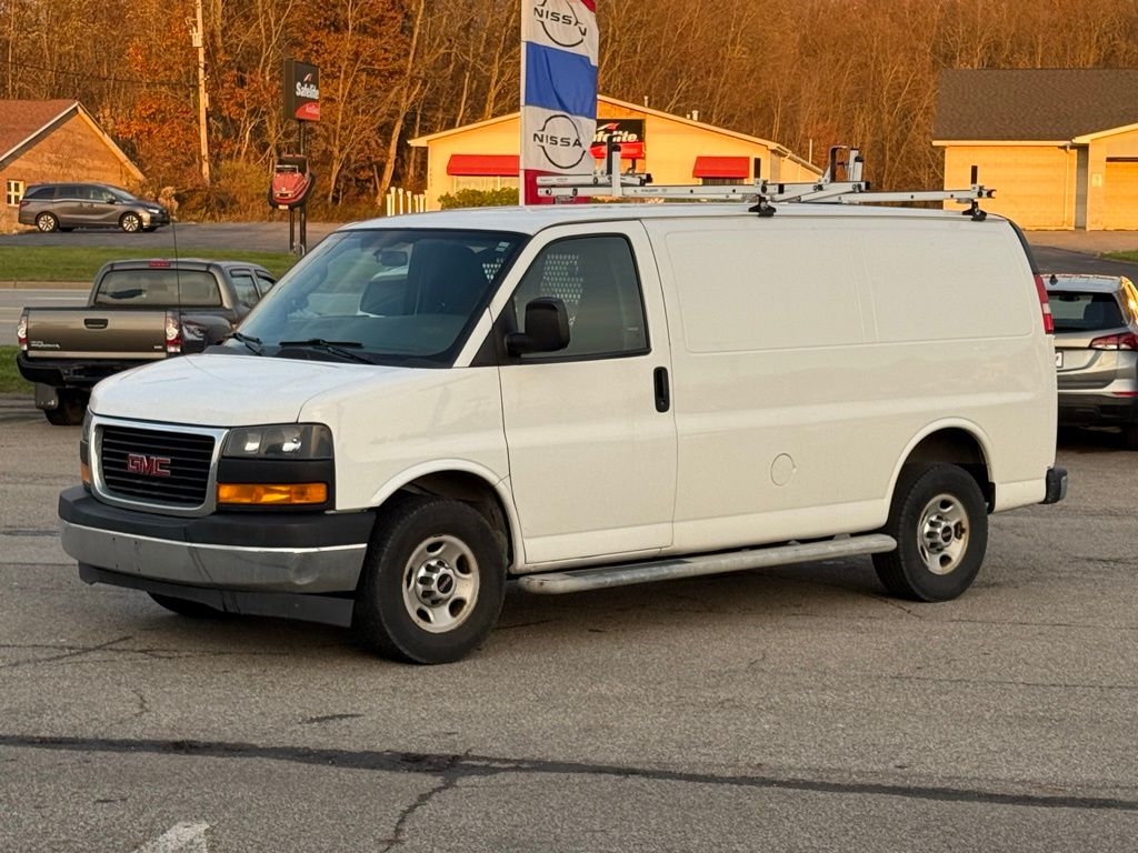2018 GMC Savana Cargo Work Van's photo