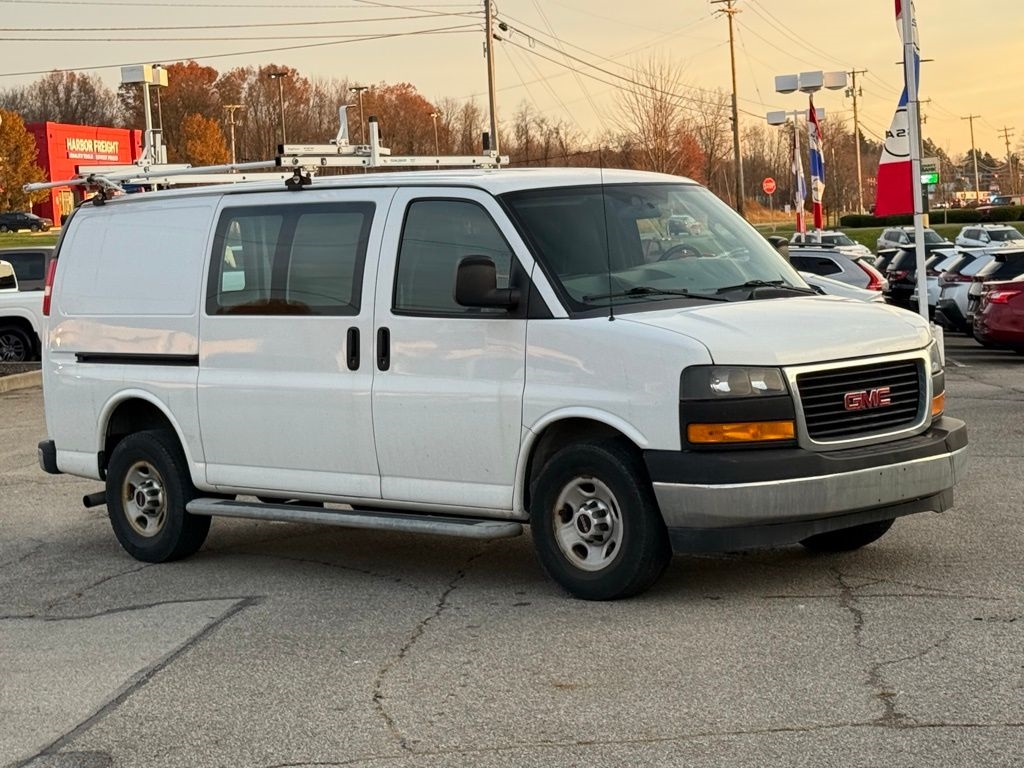 2018 GMC Savana Cargo Work Van's photo