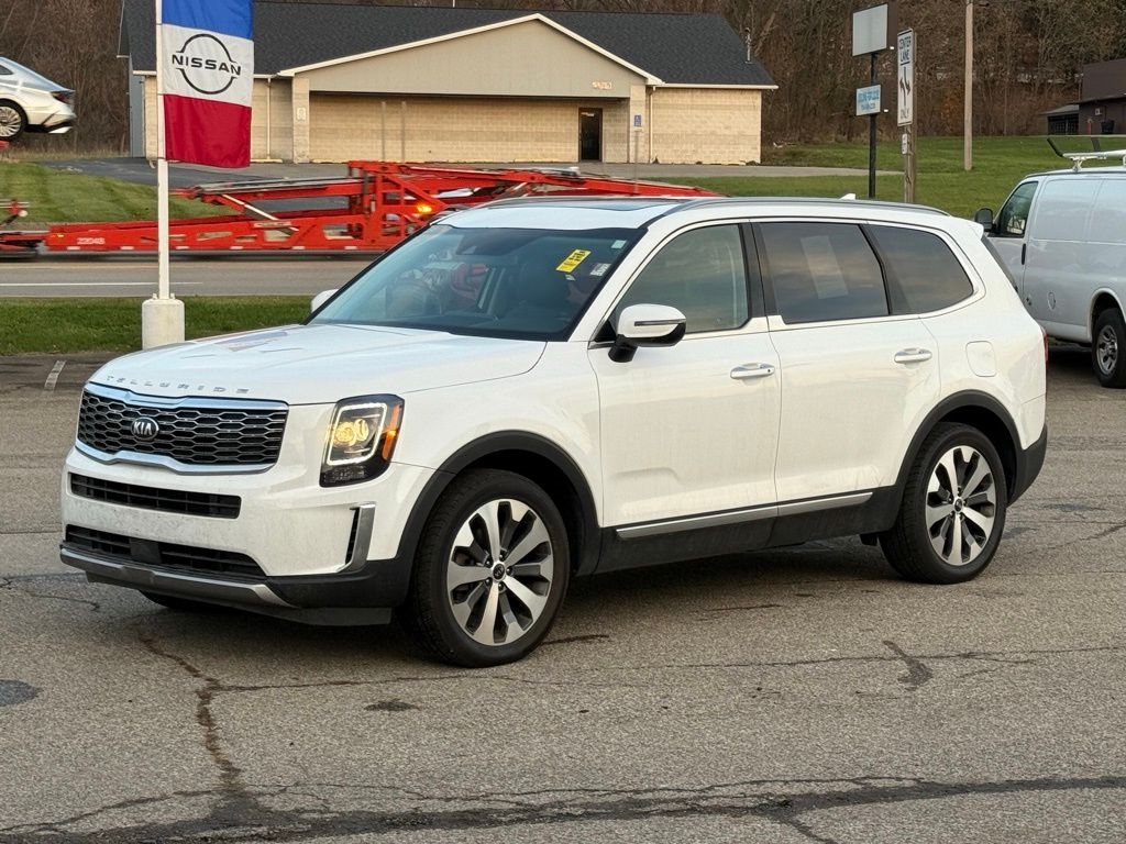 2020 Kia Telluride S's photo