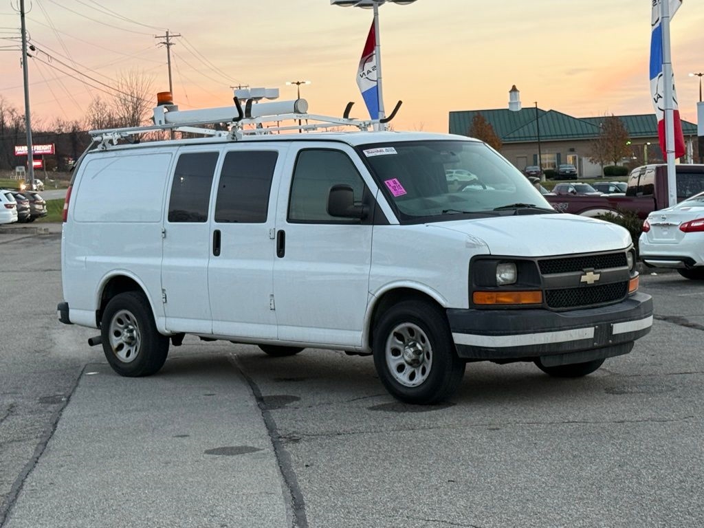 2014 Chevrolet Express Cargo Work Van's photo