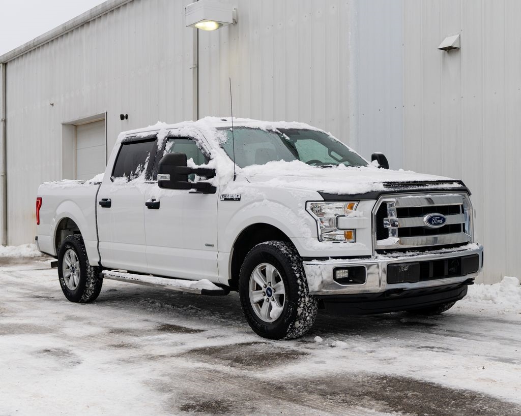 2015 Ford F-150 XLT's photo
