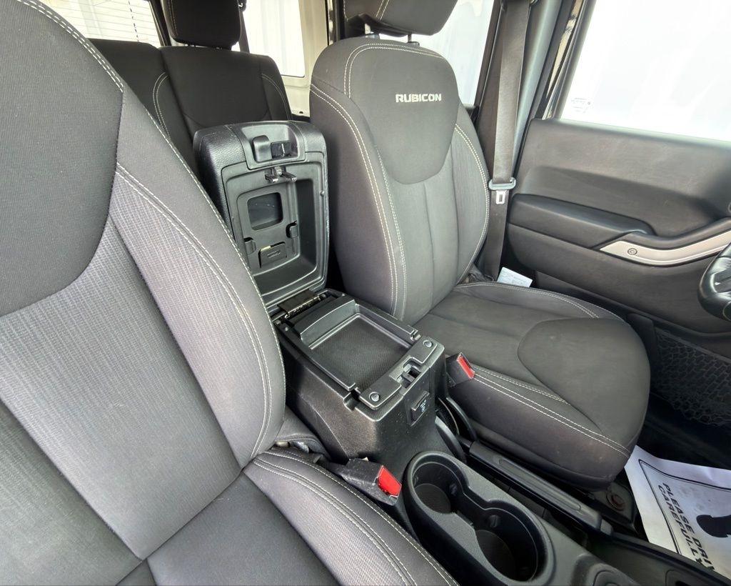 Jeep Wrangler Unlimited 4WD 4dr Rubicon 2017