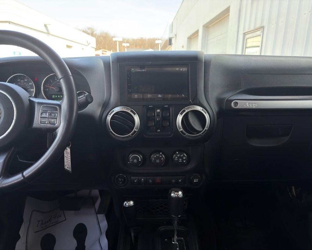 Jeep Wrangler Unlimited 4WD 4dr Rubicon 2017