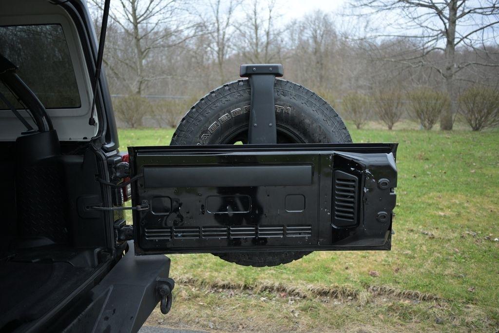 Jeep Wrangler Unlimited 4WD 4dr Rubicon 2017