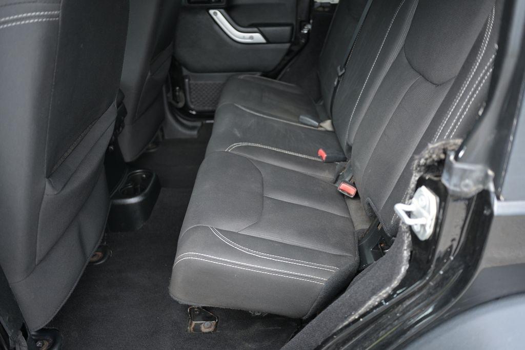 Jeep Wrangler Unlimited 4WD 4dr Rubicon 2017