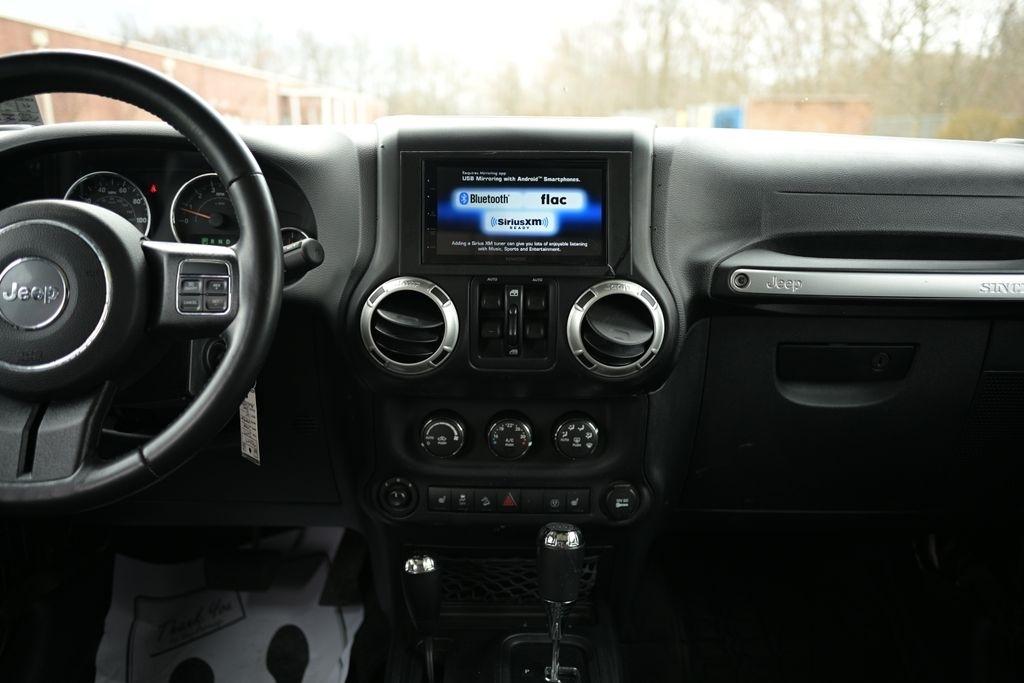 Jeep Wrangler Unlimited 4WD 4dr Rubicon 2017