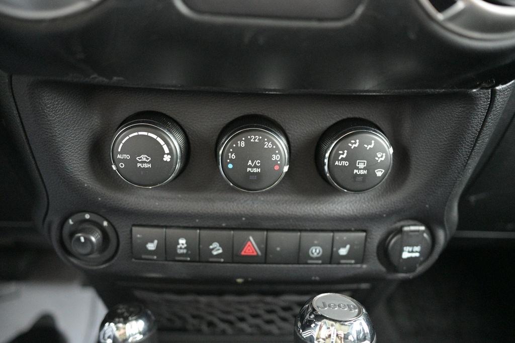 Jeep Wrangler Unlimited 4WD 4dr Rubicon 2017