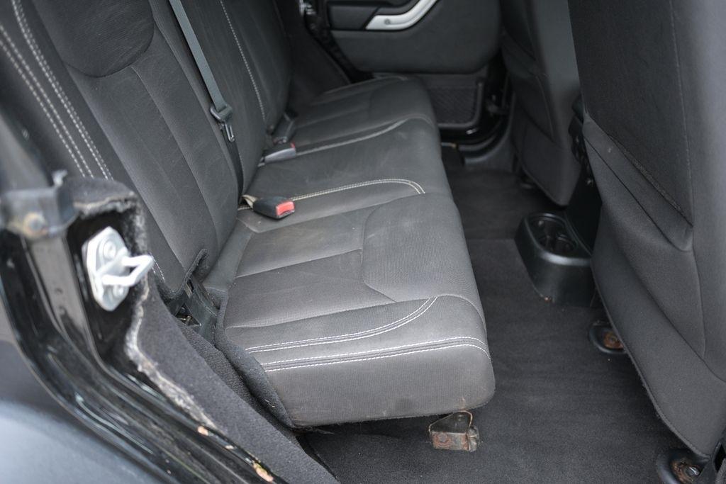 Jeep Wrangler Unlimited 4WD 4dr Rubicon 2017