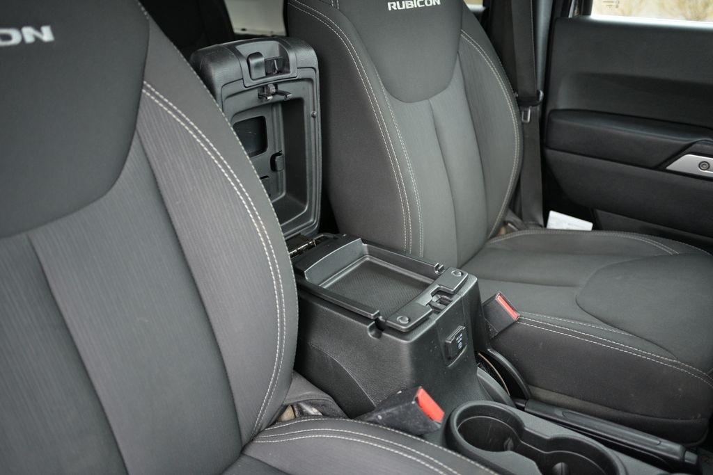 Jeep Wrangler Unlimited 4WD 4dr Rubicon 2017