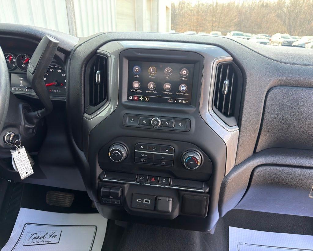 Chevrolet Silverado 1500 4WD Double Cab 147" Custom 2021