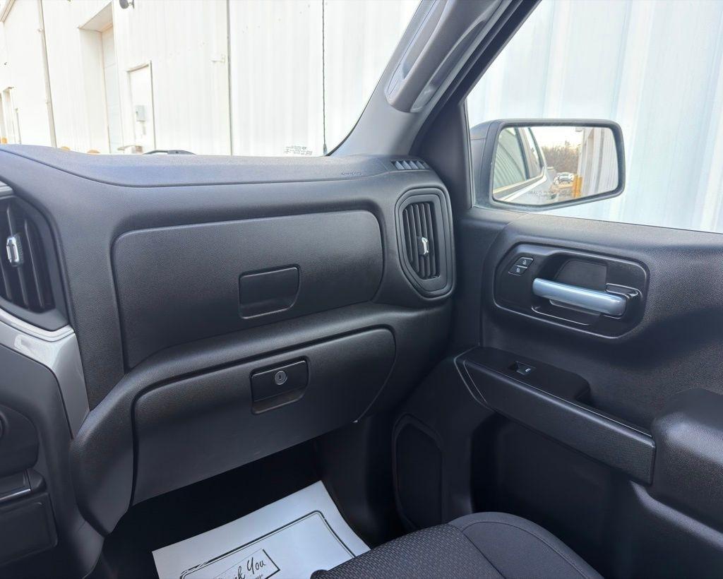 Chevrolet Silverado 1500 4WD Double Cab 147" Custom 2021