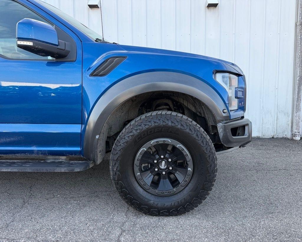 Ford F-150 Raptor 4WD SuperCrew 5.5' Box 2017