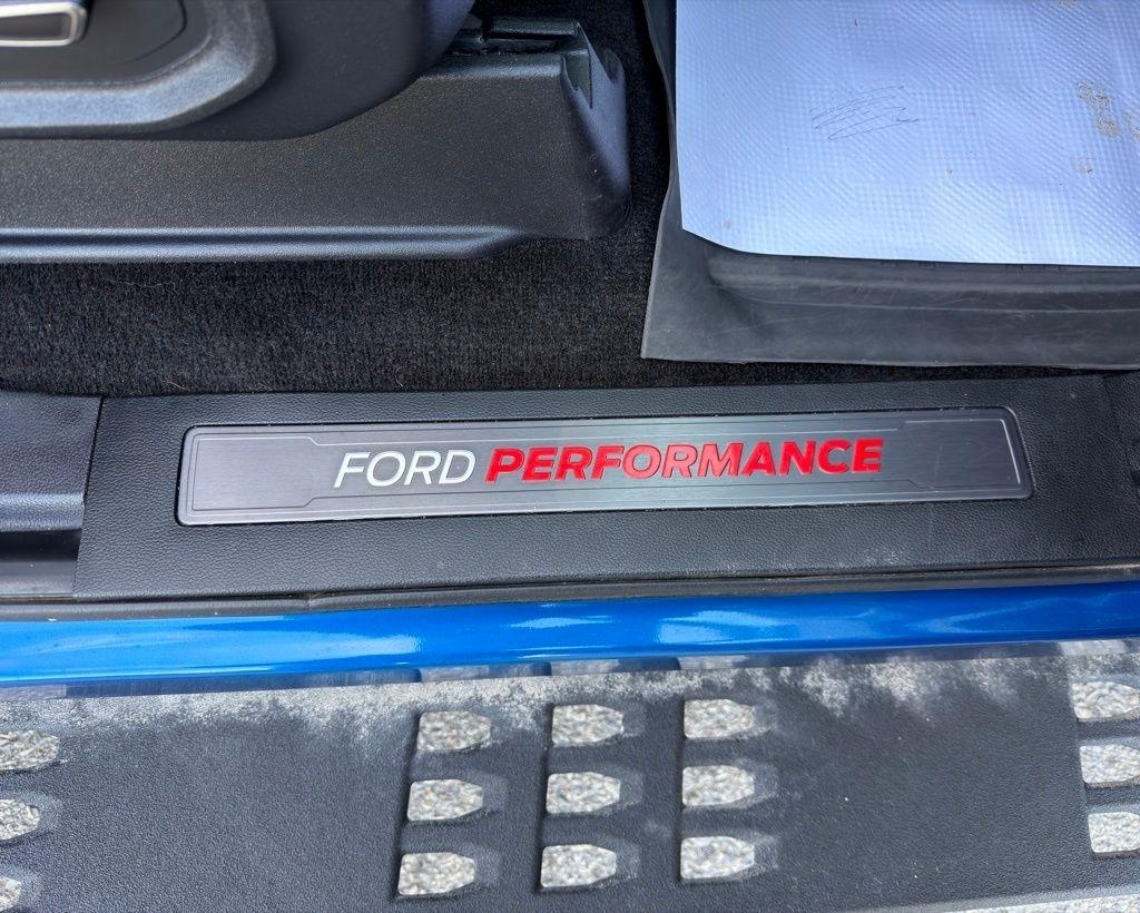 Ford F-150 Raptor 4WD SuperCrew 5.5' Box 2017