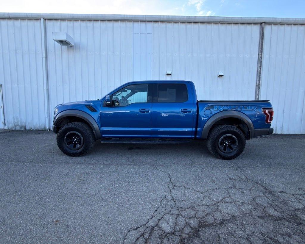 Ford F-150 Raptor 4WD SuperCrew 5.5' Box 2017