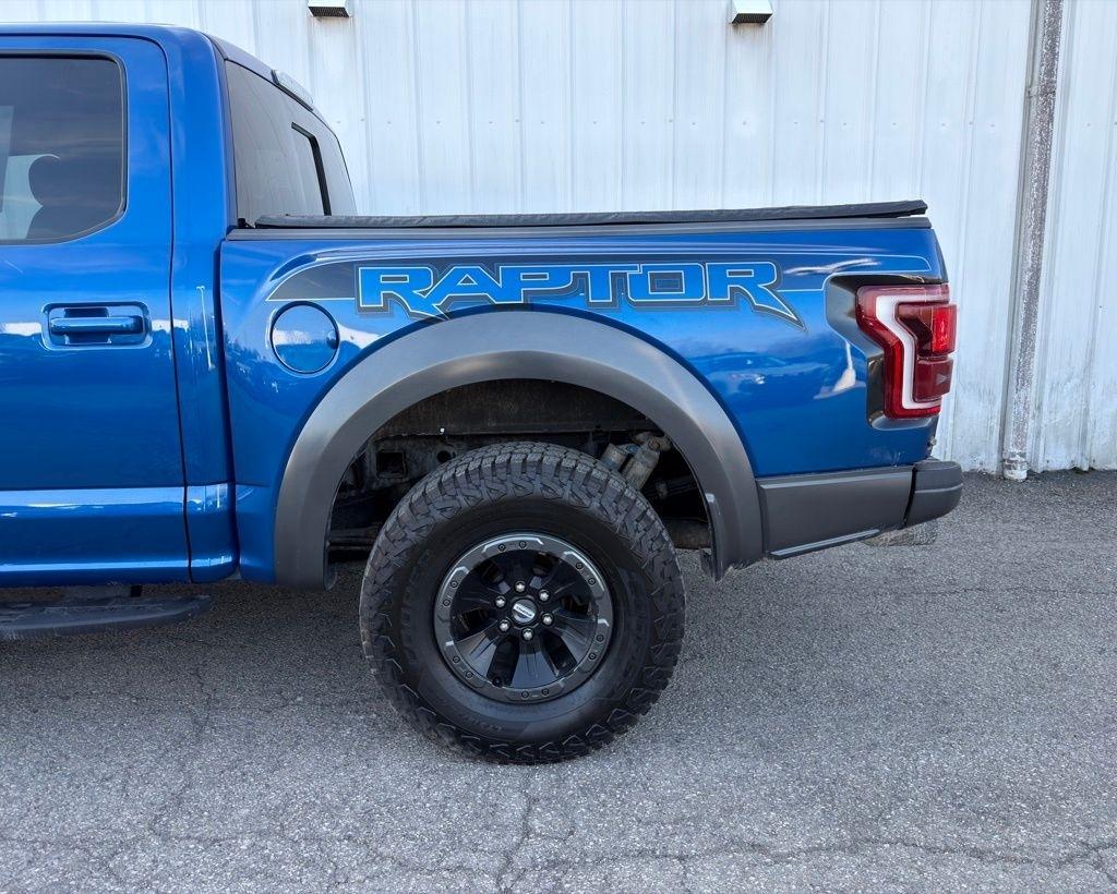 Ford F-150 Raptor 4WD SuperCrew 5.5' Box 2017