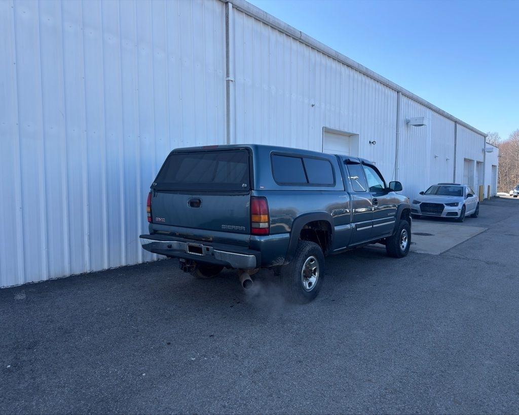 GMC Sierra 2500HD Ext Cab 143.5" WB 4WD Work Truck 2004