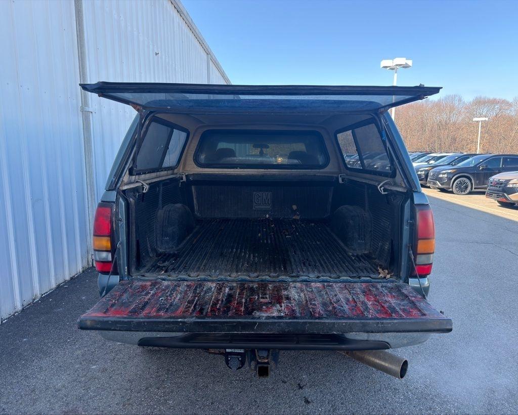 GMC Sierra 2500HD Ext Cab 143.5" WB 4WD Work Truck 2004