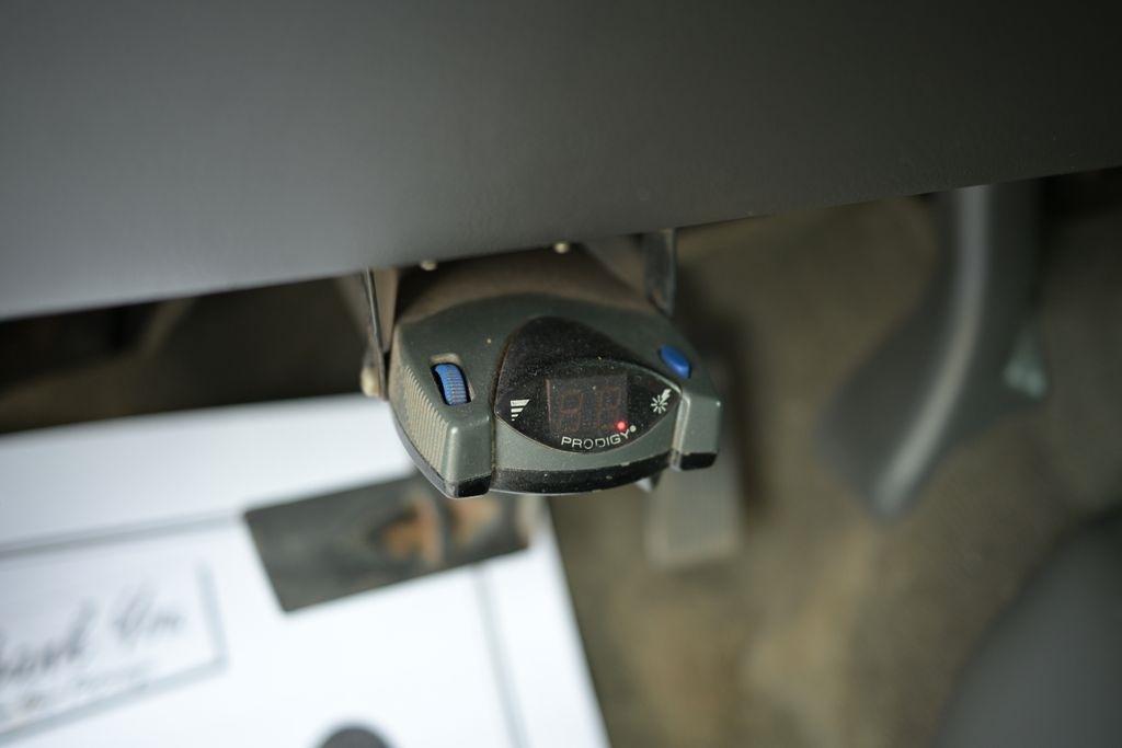 GMC Sierra 2500HD Ext Cab 143.5" WB 4WD Work Truck 2004