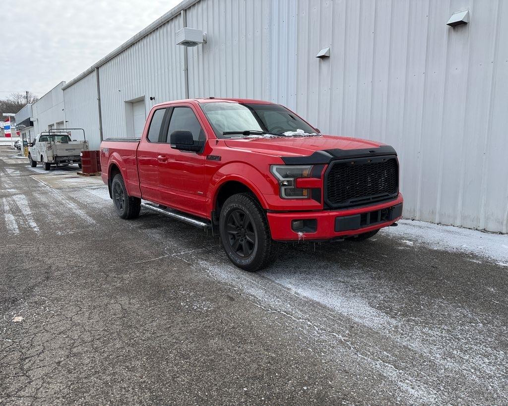 Ford F-150 4WD SuperCab 145" Lariat 2016