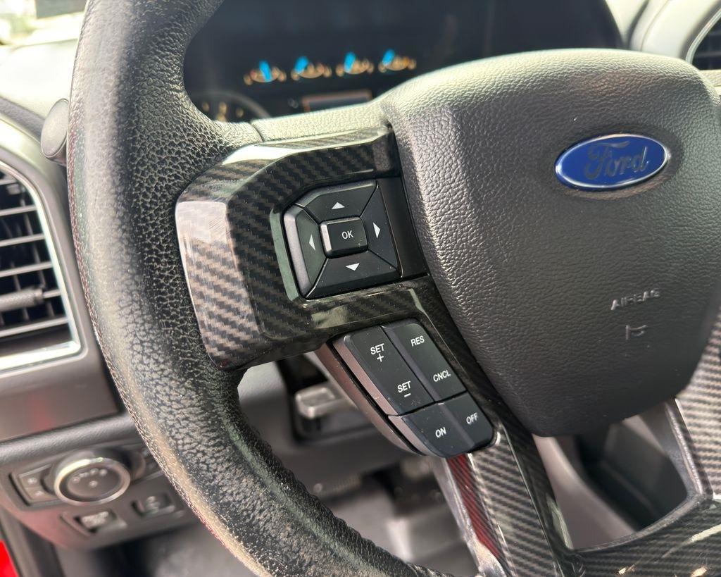 Ford F-150 4WD SuperCab 145" Lariat 2016