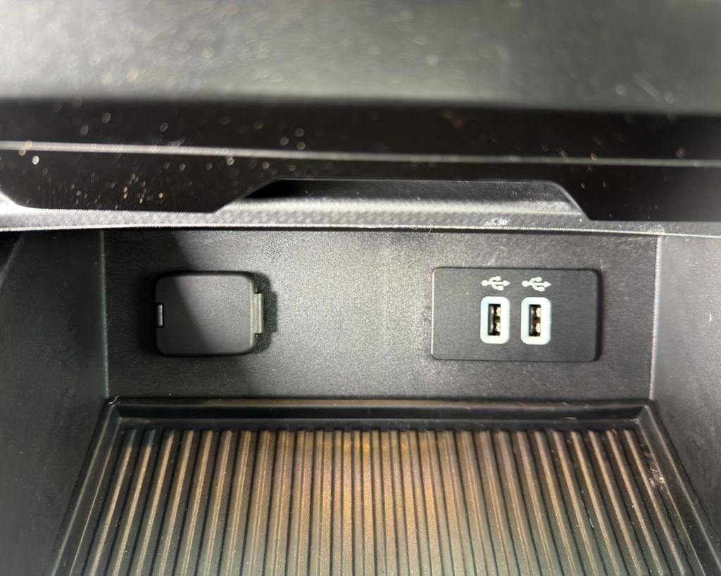 Ford F-150 4WD SuperCab 145" Lariat 2016