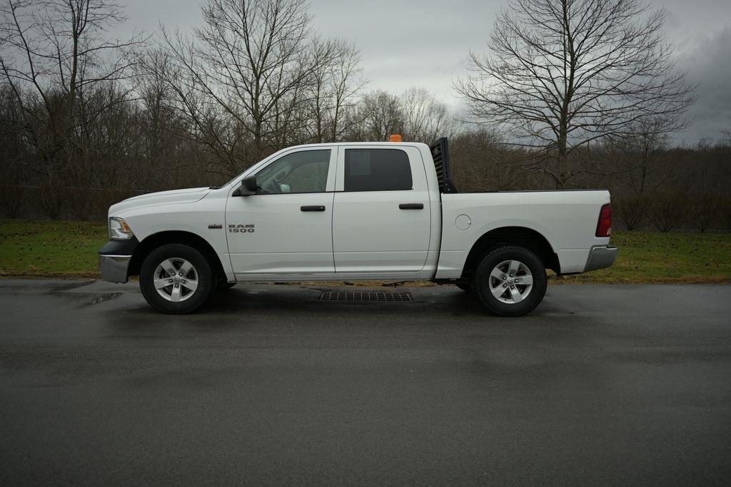 RAM 1500 Tradesman 4x4 Crew Cab 5'7" Box 2017