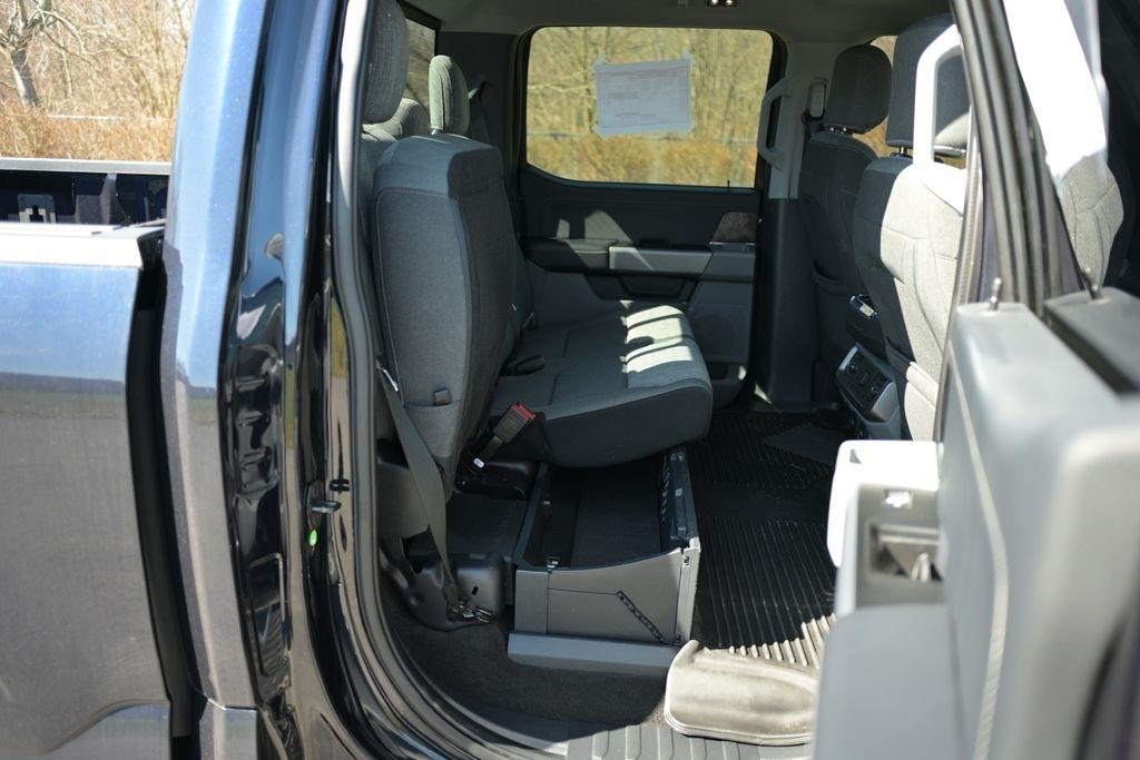 Ford F-150 XL 4WD SuperCrew 5.5' Box 2021