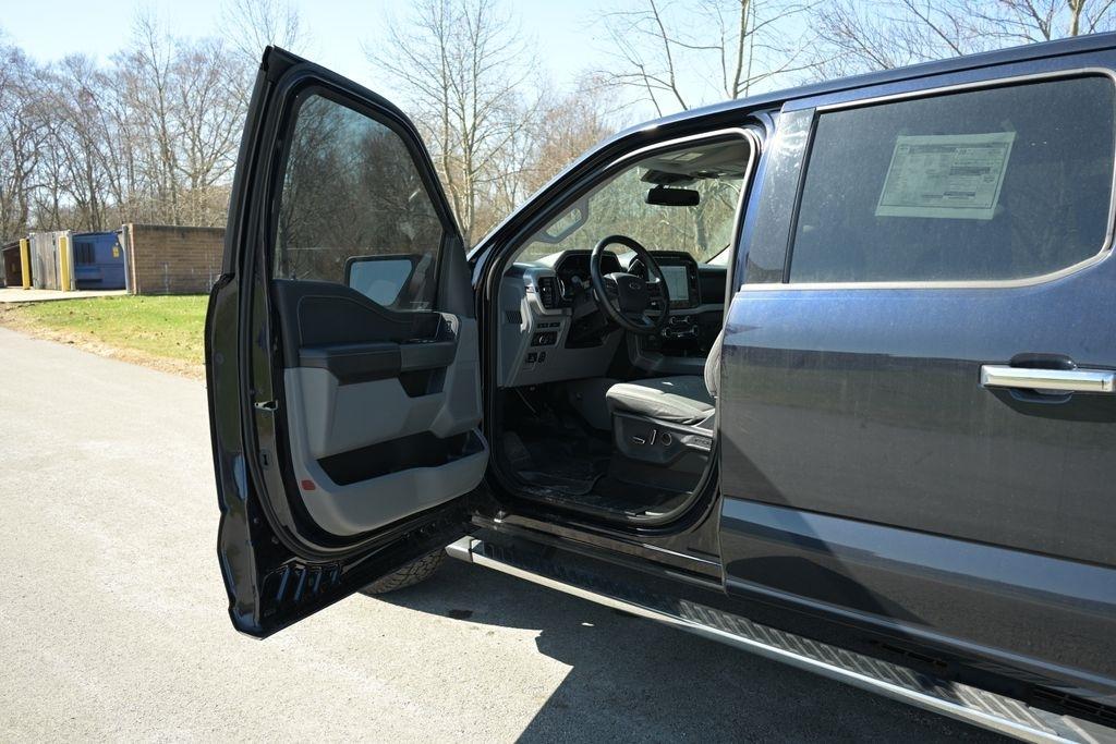 Ford F-150 XL 4WD SuperCrew 5.5' Box 2021