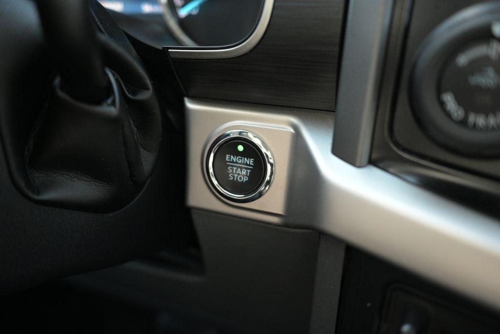 Ford F-150 XL 4WD SuperCrew 5.5' Box 2021