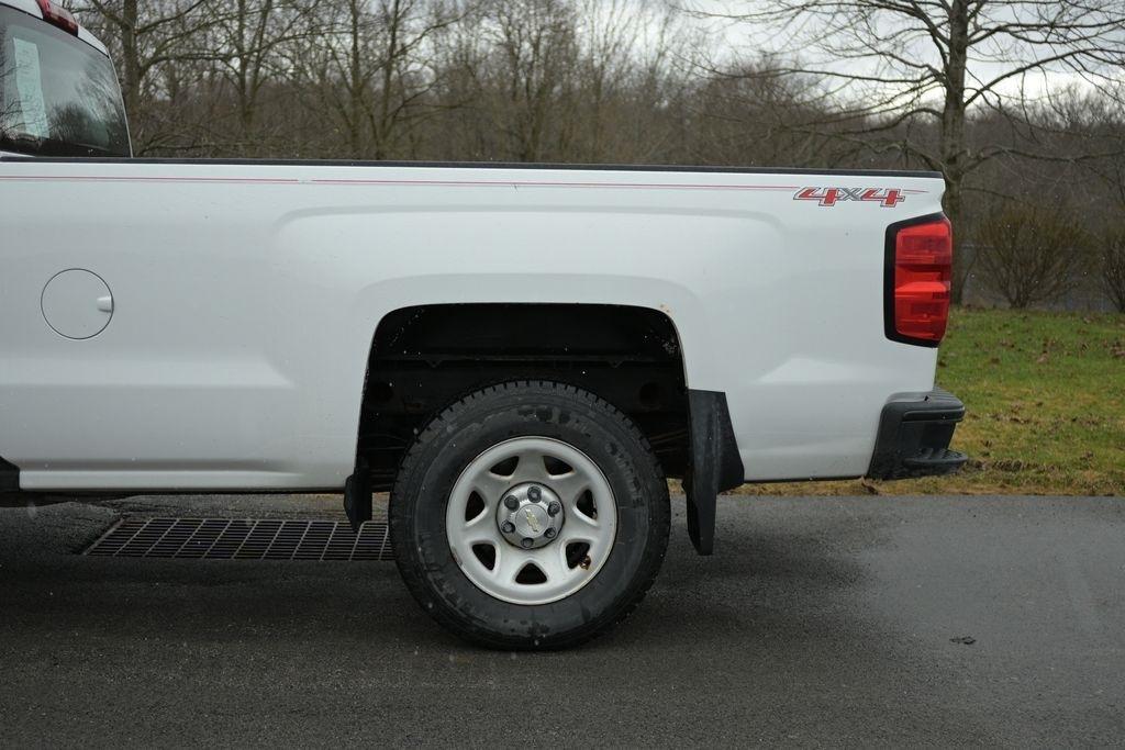 Chevrolet Silverado 1500 4WD Reg Cab 133.0" Work Truck 2016