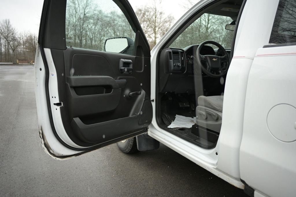 Chevrolet Silverado 1500 4WD Reg Cab 133.0" Work Truck 2016